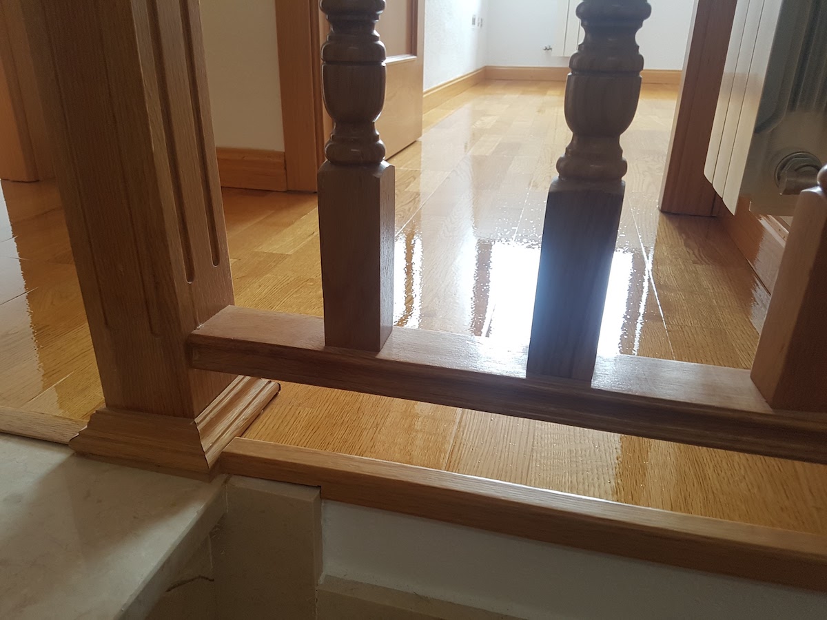 Barnizado de suelo en Sevilla la nueva8